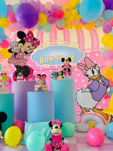 Cargar imagen en el visor de la galería, Minnie Mouse Bow-tique
